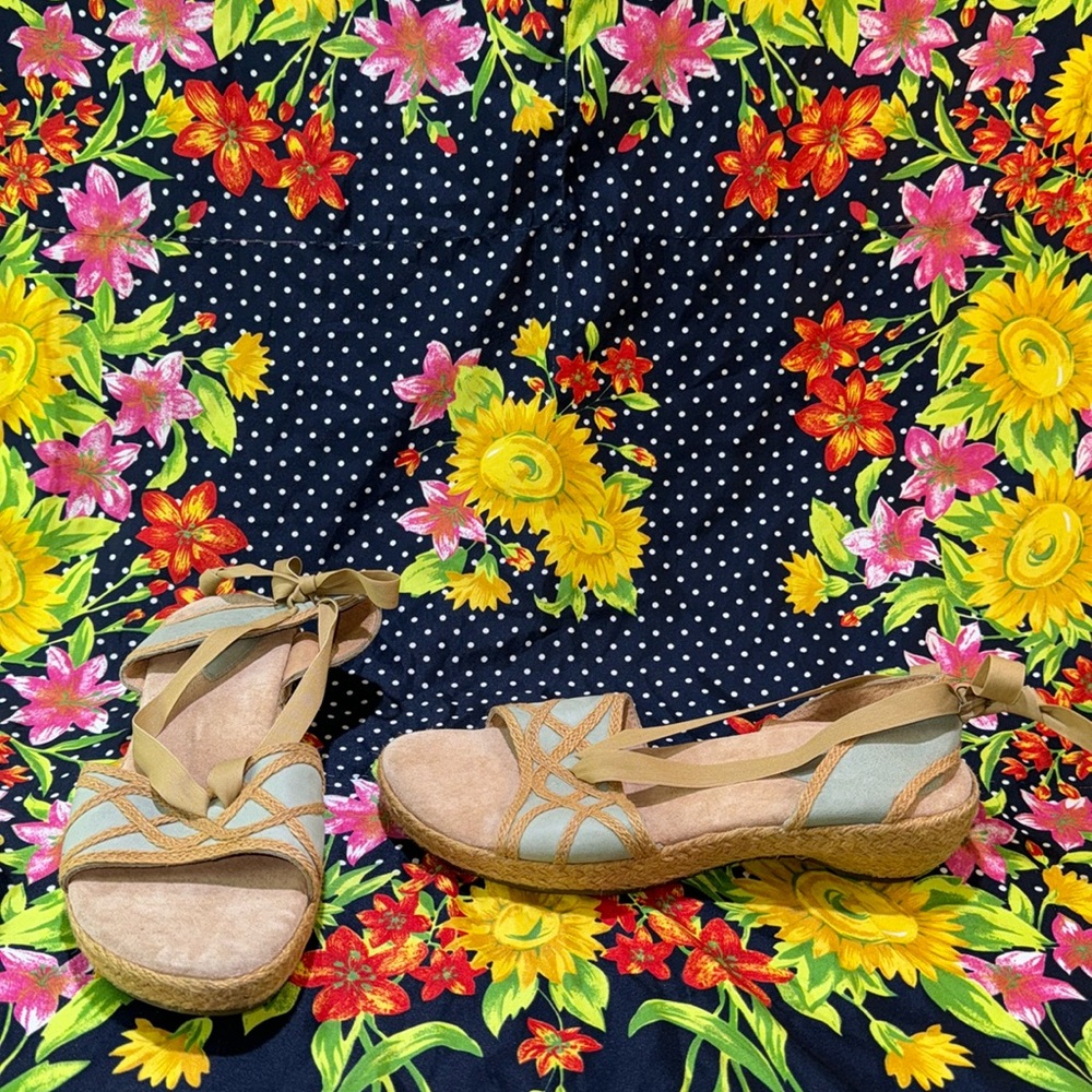 Clark’s Artisan Comfort Sandals